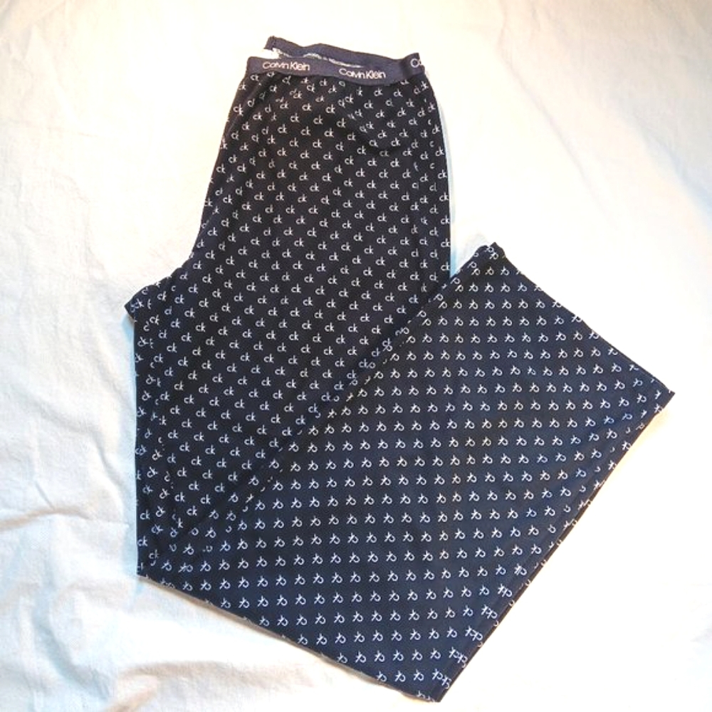 NWOT Calvin Klein Women's Flannel Lounge Pants Navy Blue White Size L